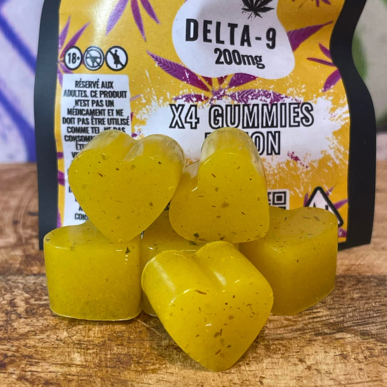 X4 GUMMIES GOLDEN VIBE (50MG Δ-9 THC)